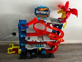 Hot wheels ultimate garage