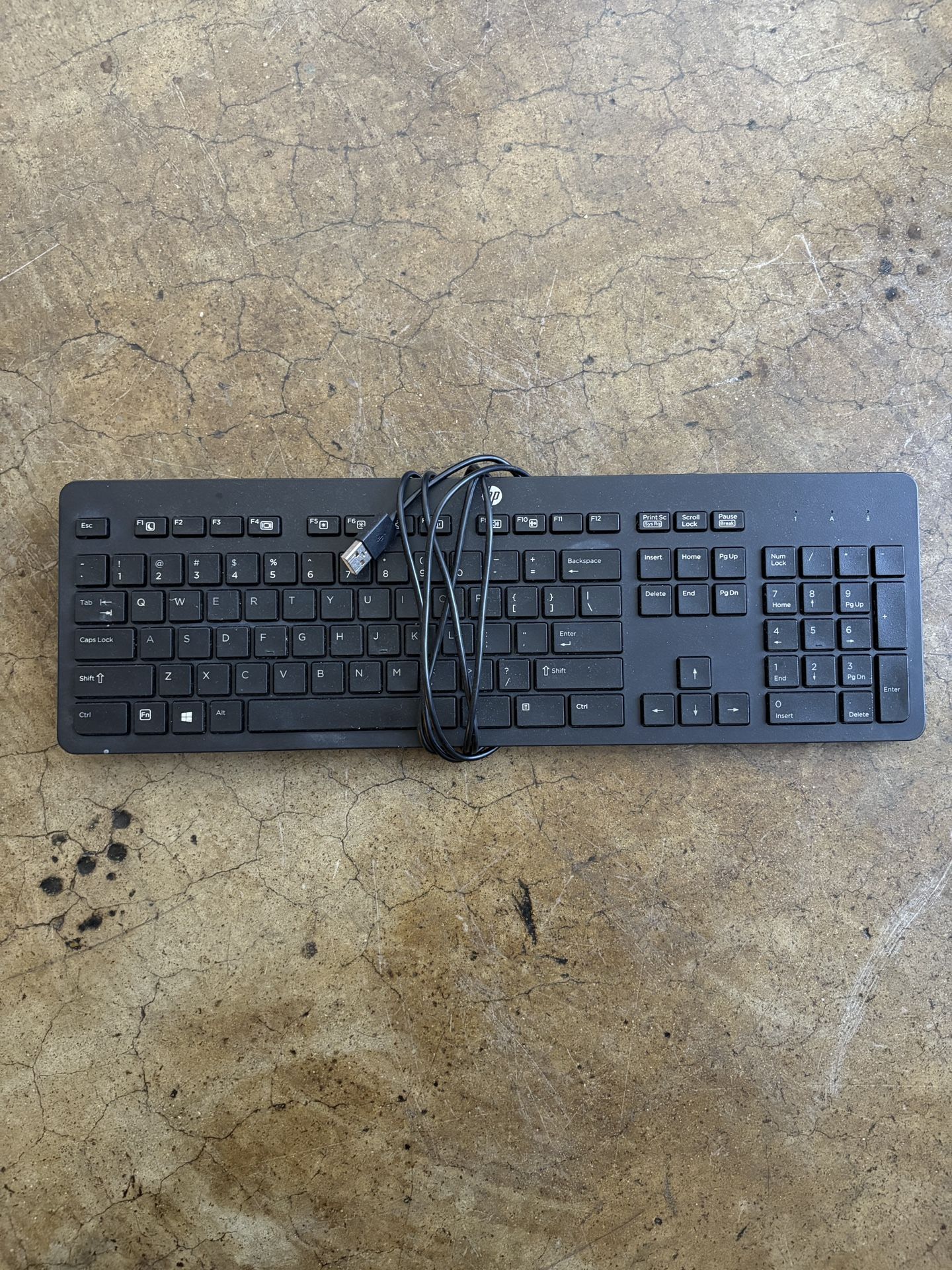 HP Keyboard with Cord