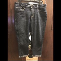 Levis cropped jeans size 14