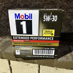 Mobil 1 20,000 Miles Extended Performance High Miles 5w30 Full Synthetic Oil