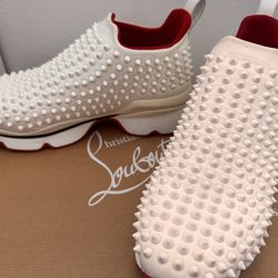 Women’s Shoes 
