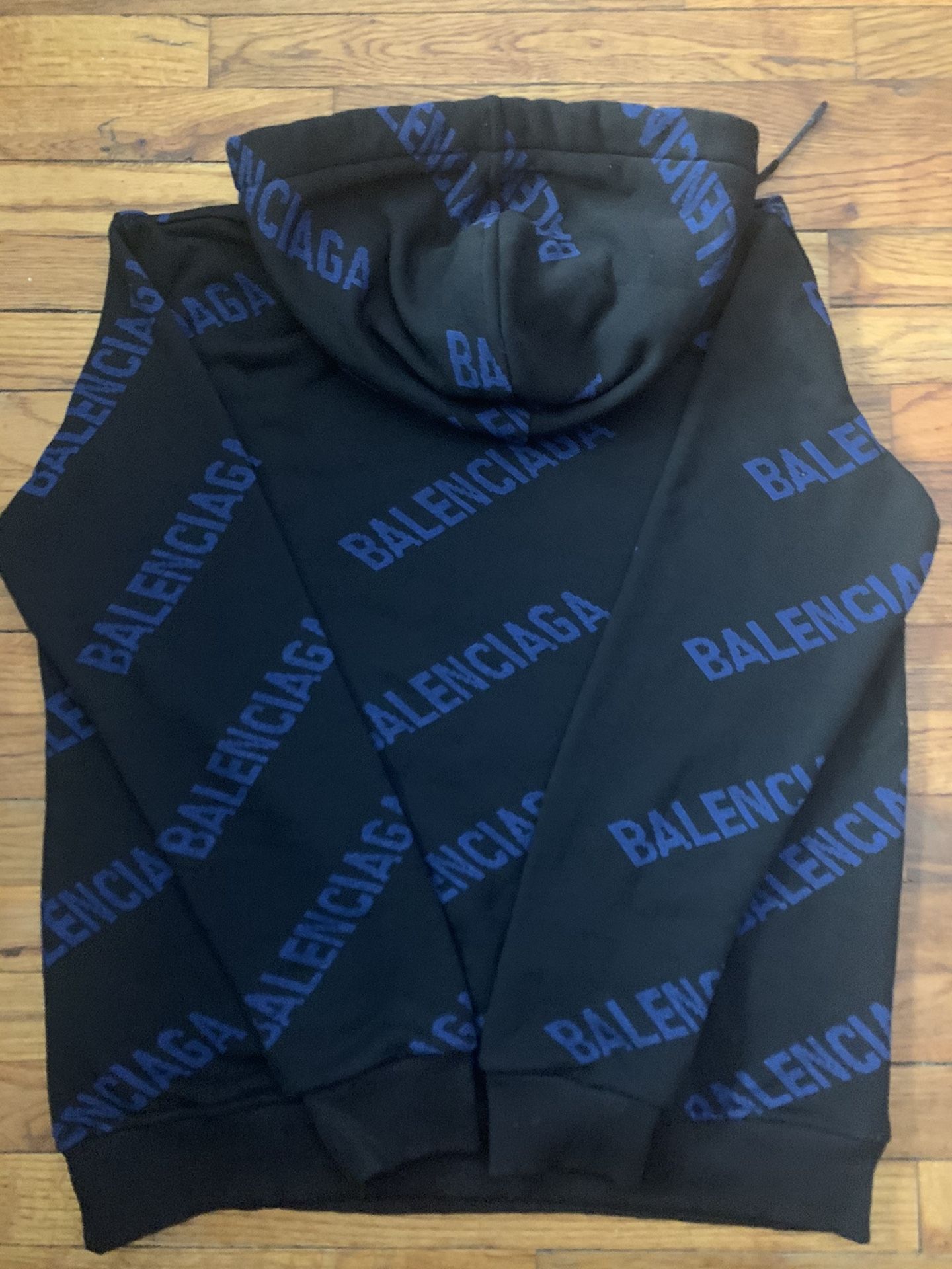 BALENCIAGA SWEATSUIT XL Men s clothing