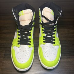 Size 13 - Jordan 1 Retro High OG Visionaire