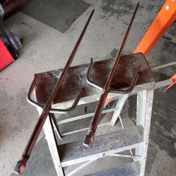 twin sais Okinawan daggers