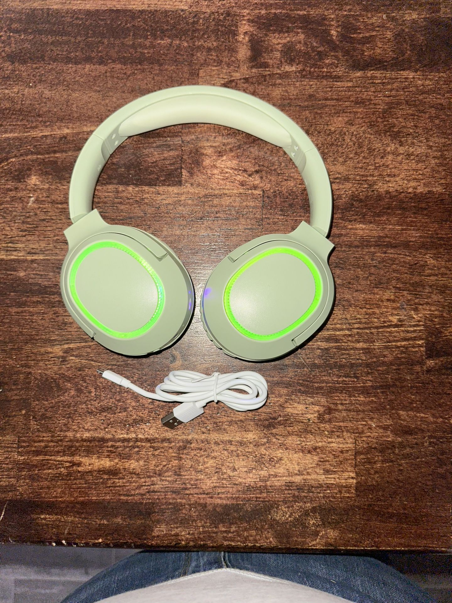 Bluetooth Mint Green Headphones