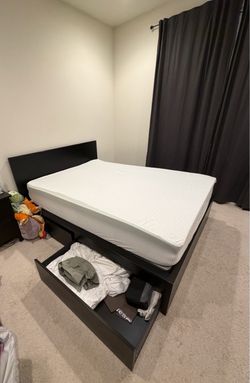 Black bedroom set