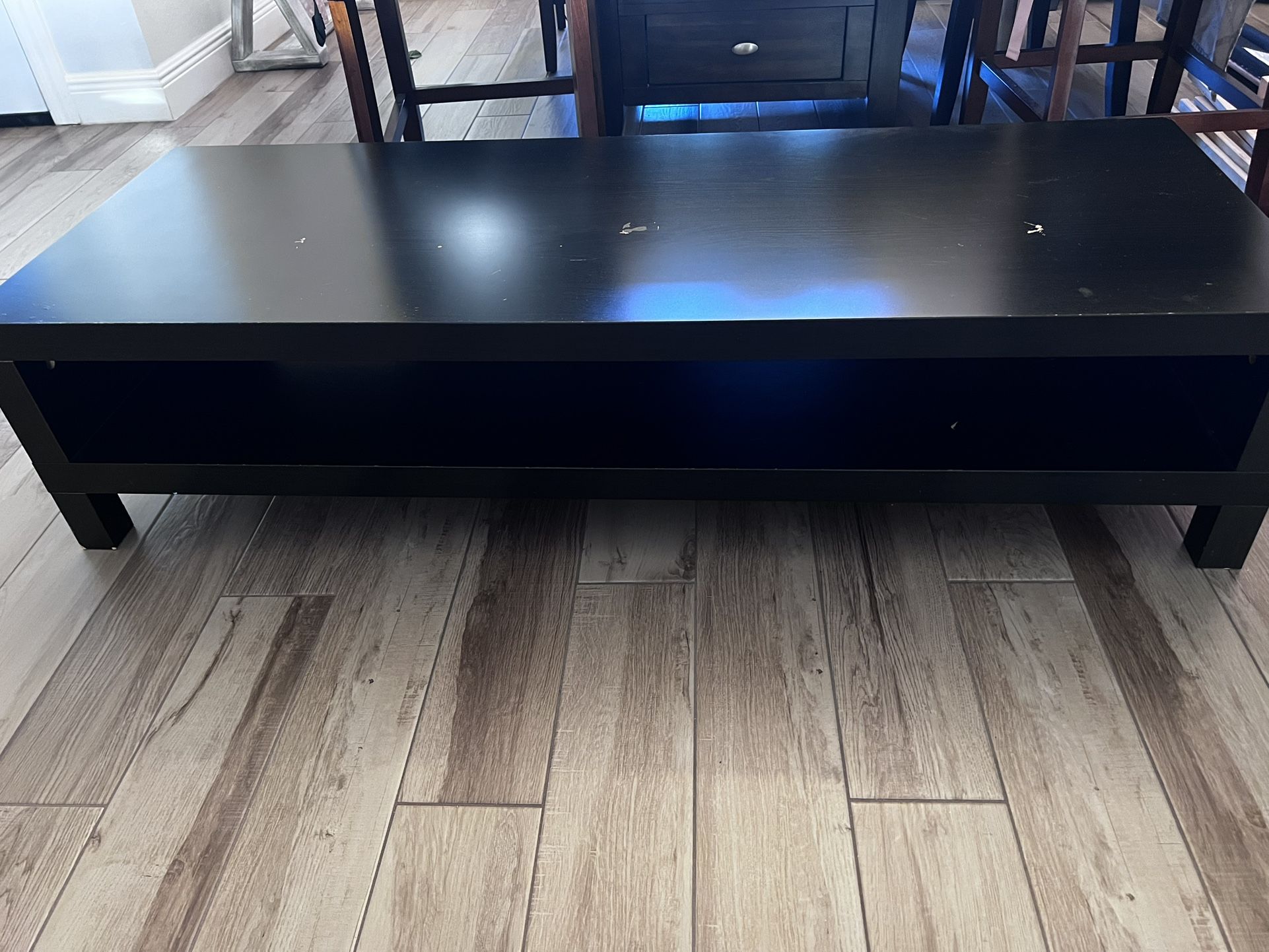 TV Stand Free