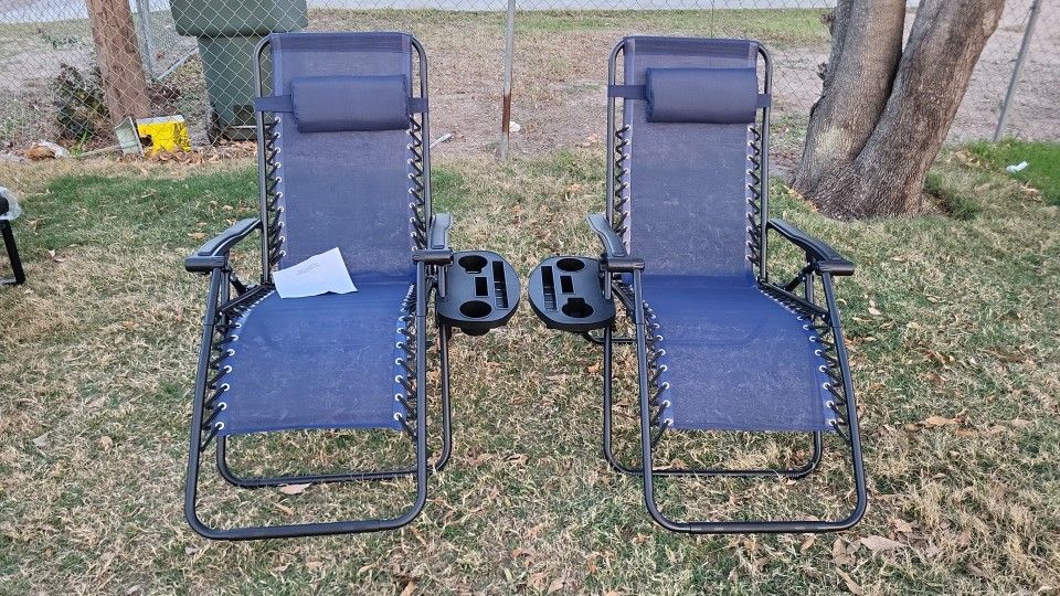 New Set of 2 Zero Gravity Lounge Chair Recliners for Patio, Pool w/ Cup Holder