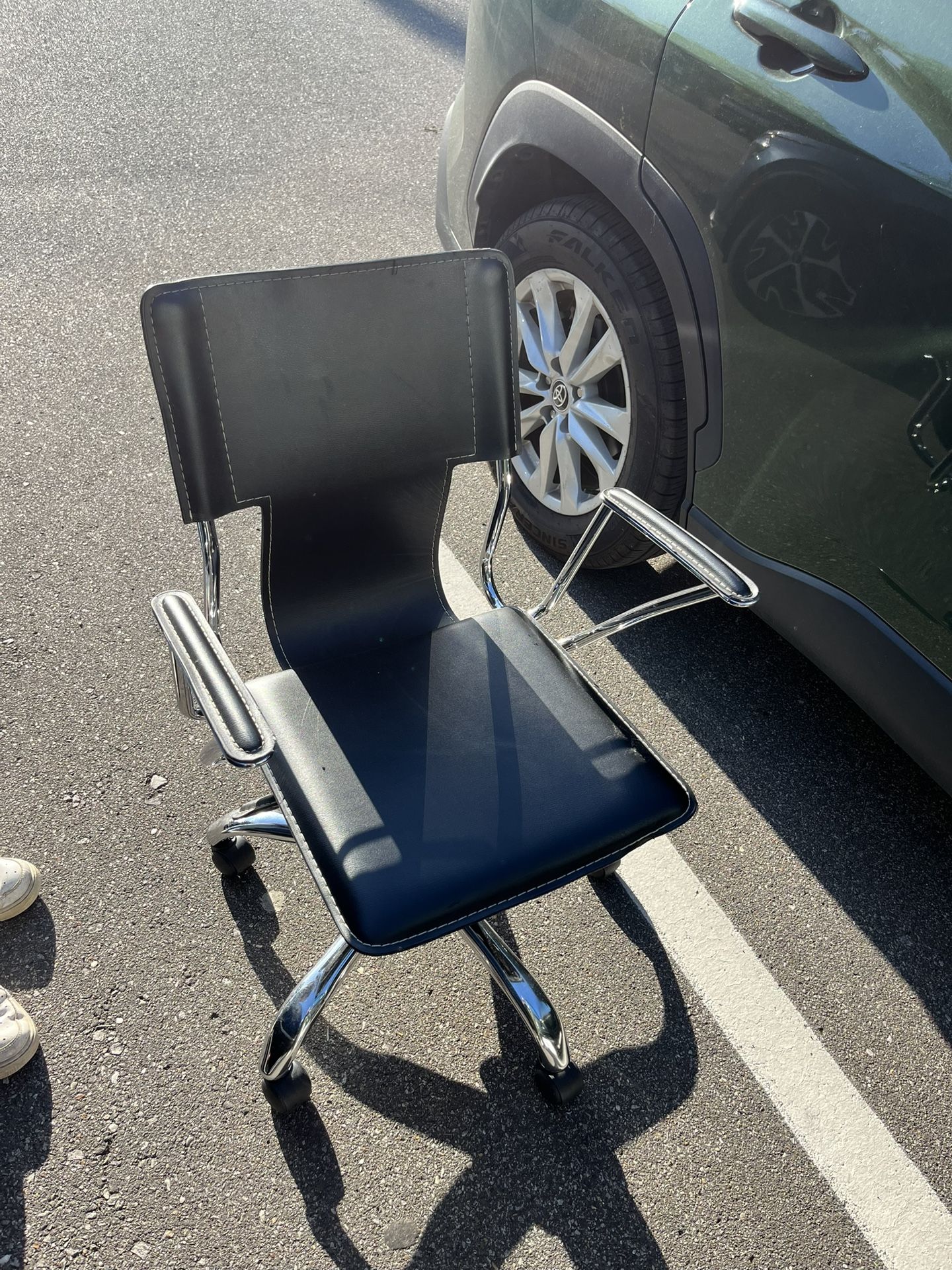 Black Leather Rolling Office Chair