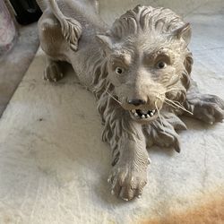 Antique 20 th Century Chinese Buff Pottery Of A Lion