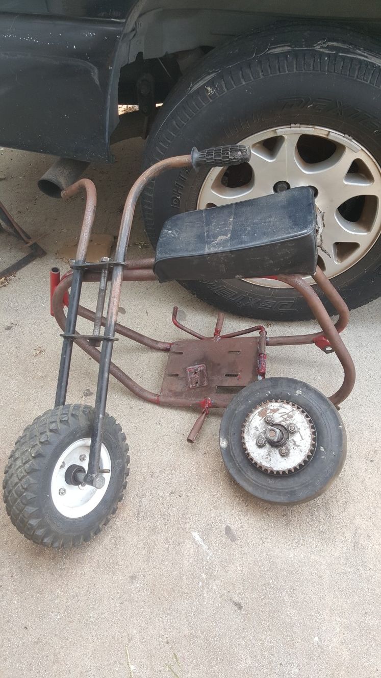 Mini bike 1969 Cat 250x minibike hemi 212cc