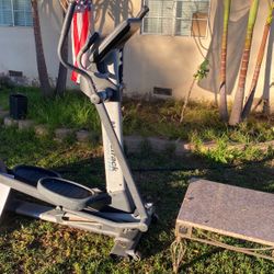 Treadmill for sale $40