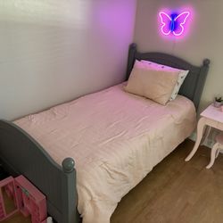 Pottery Barn Twin Bed