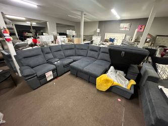 Brand New Reclining Sectional W/ Pullout Bed