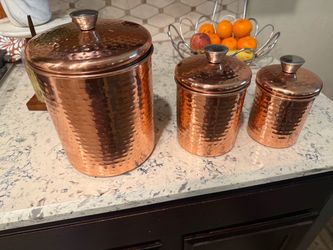 Kitchen canisters