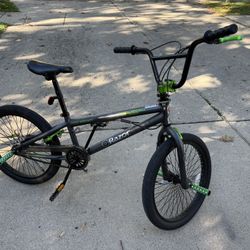Razor FS20 BMX bike -$80