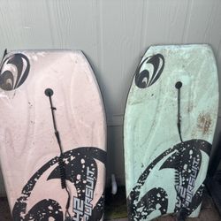 2 boogie Boards