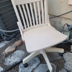 Wooden Desk Chair, Swiveling, With Casters, White