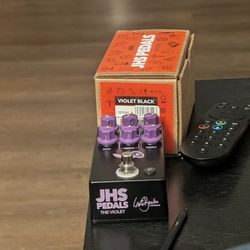 JHS Violet Distortion -  Guitar Pedal