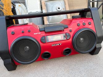 Sony MP3 Boombox Portable Radio Speaker