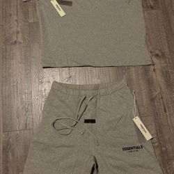 Essentials Set