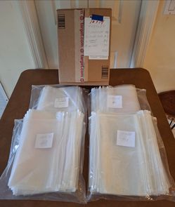 100 APPAREL CLOTHING ZIP TOP POLY BAGS FOR $10 / 500 AVAILABLE  / SEE ALL PHOTOS AND DESCRIPTION BELOW  / PICK UP TODAY IN FORT LAUDERDALE