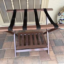 Foldable luggage rack