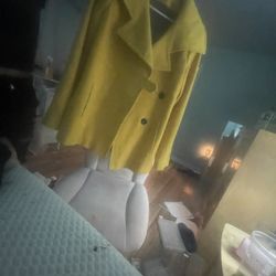 DKNY Yellow Jacket 