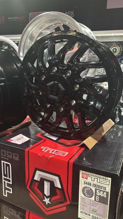 Rines 22x8.5 TIS  dually -Consulta precio