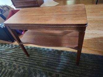 SIDE TABLE - vintage 70's oak