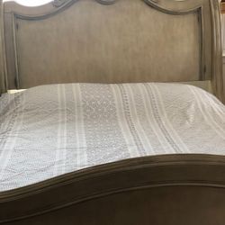 Moving Sale Queen Size Bed and tables Raymour and flanigan brand 
