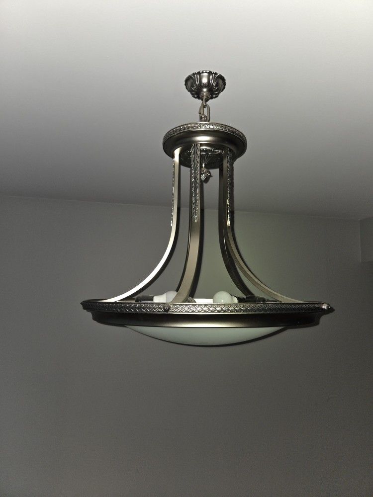 Light Fixture/Chandelier
