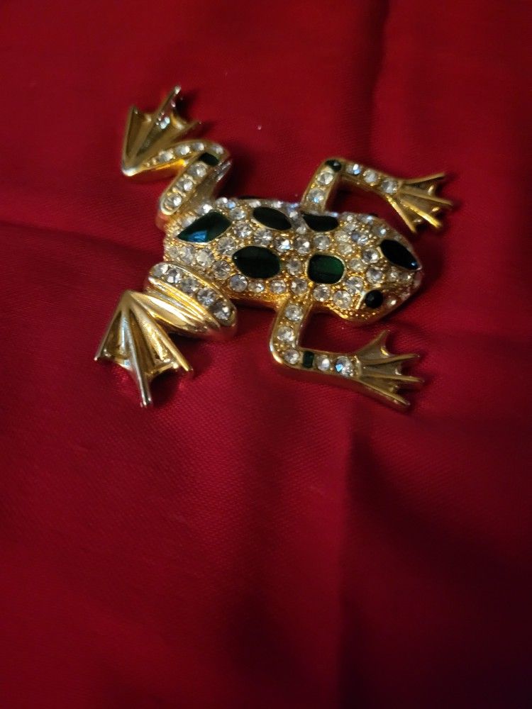 Women's Goldtone & Green Clear Stones Frog Brooch