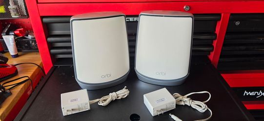 Netgear Orbi RBS850 Satellites