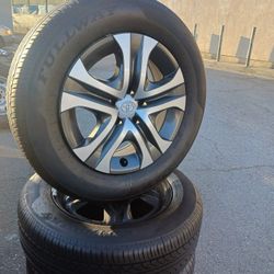 Juego De Rrines Para Carros Toyota R4 SIENA HIGHLANDER TOYOTA TACOMA 5 OYOS MEDIDA 17