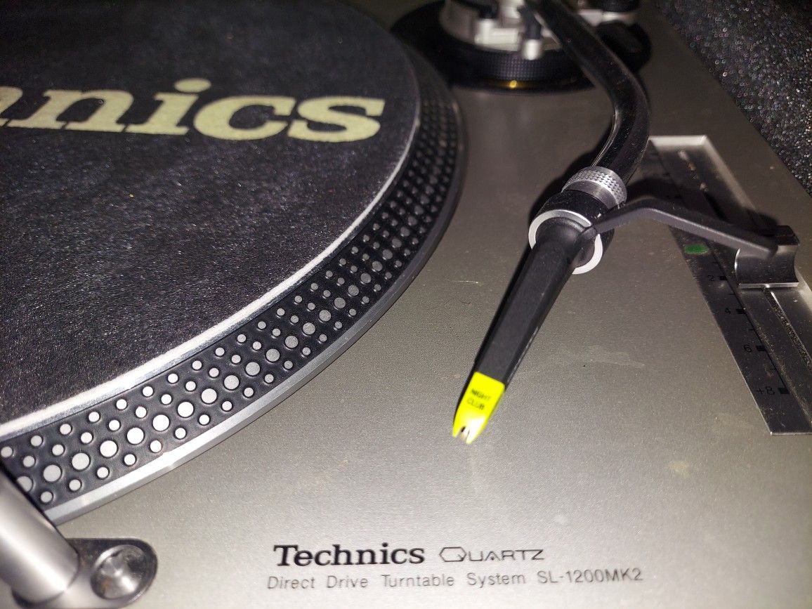 Full Dj System With Technic 1200s
