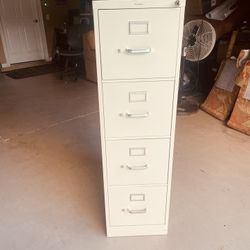 Hon letter file cabinet model H510 with lock and Key