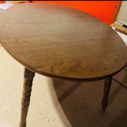 wooden dining table only $99/ pickup today 