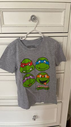 Boys top