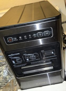 HiCozy CB23H Countertop Ice Maker With 750g Tank Capacity & Self-Cleaning