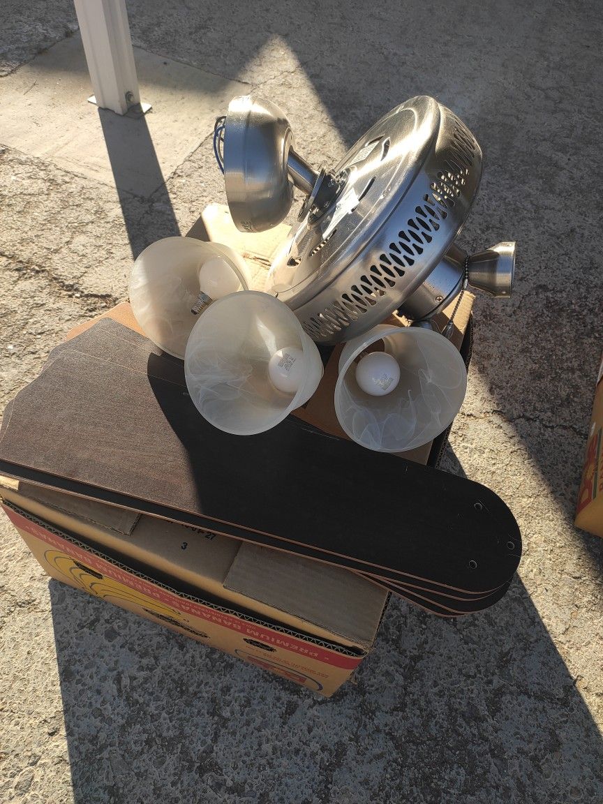 Ceiling Fan Set With Lights And All Parts.