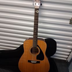 Yamaha Guitar
