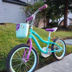16" Schwinn ELM Kids Bike With A Basket 
