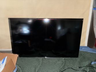 50” Samsung Smart TV $100