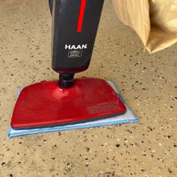 Haan Floor Steamer Never Used 