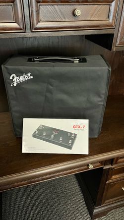 Fender GTX50 w/cover & foot switch