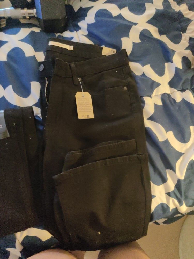 Black Bootcut Levi Jeans