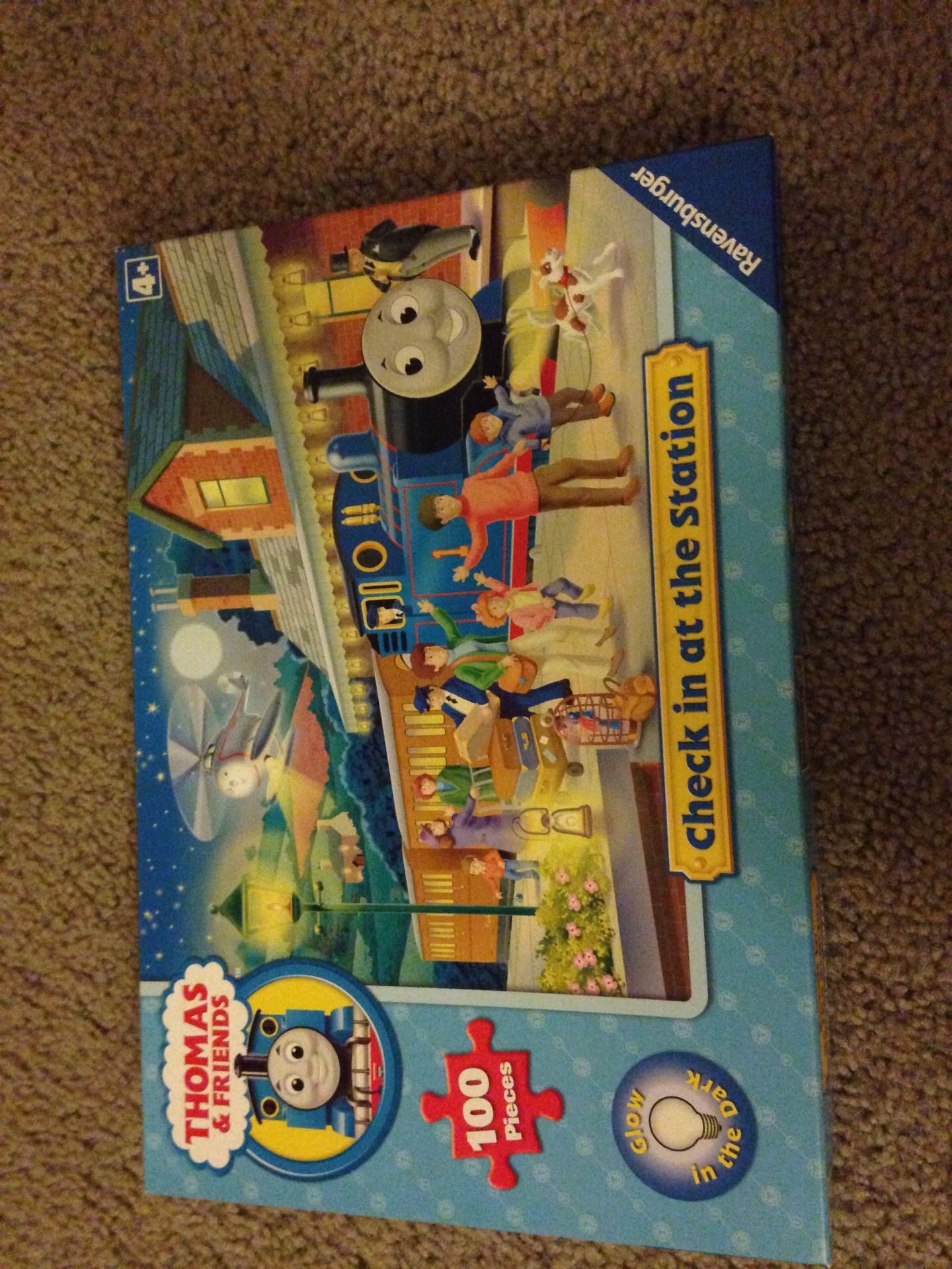 Glow In The Dark Ravensburger Thomas & Friends Check in at the Station Puzzle