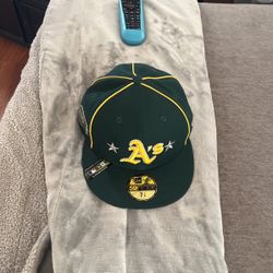 Fitted Hat