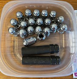 Lug Nuts, 20 Count, 12MM X 1.50, 2 Keys